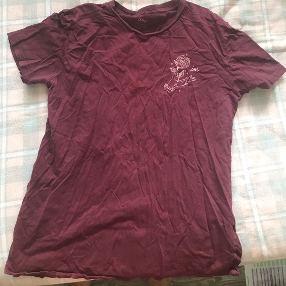 Dark Red Relaxed Fit Women’s Tee - Picture 4 of 5
